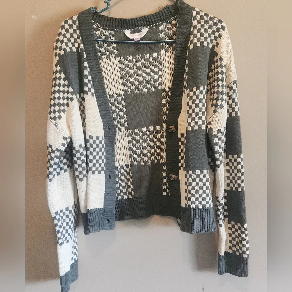 No Boundaries Checkered Cardigan - Dark Green/Gray and Cream - Picture 1 of 5